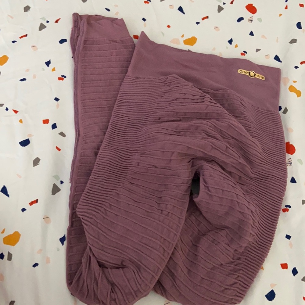 ONE0ONE LEGGINGS